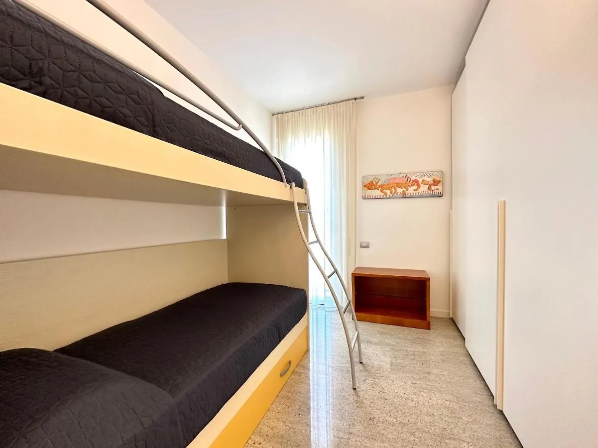 Frontemar Residenze Sul Mare - Carraro Immobiliare Jesolo - Family Apartments 0*, Lido di Jesolo İtalya