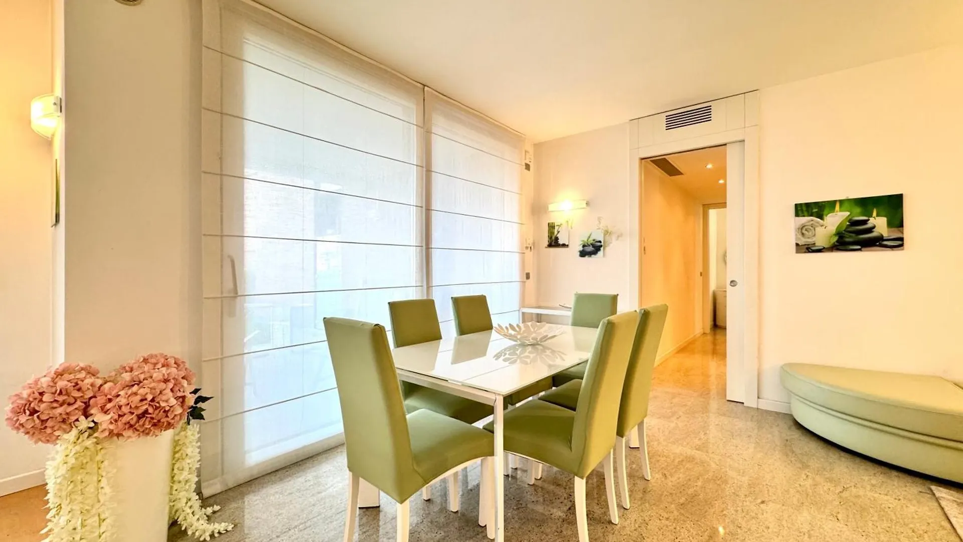 Frontemar Residenze Sul Mare - Carraro Immobiliare Jesolo - Family Apartments 0*, リド・ディ・イエゾロ イタリア