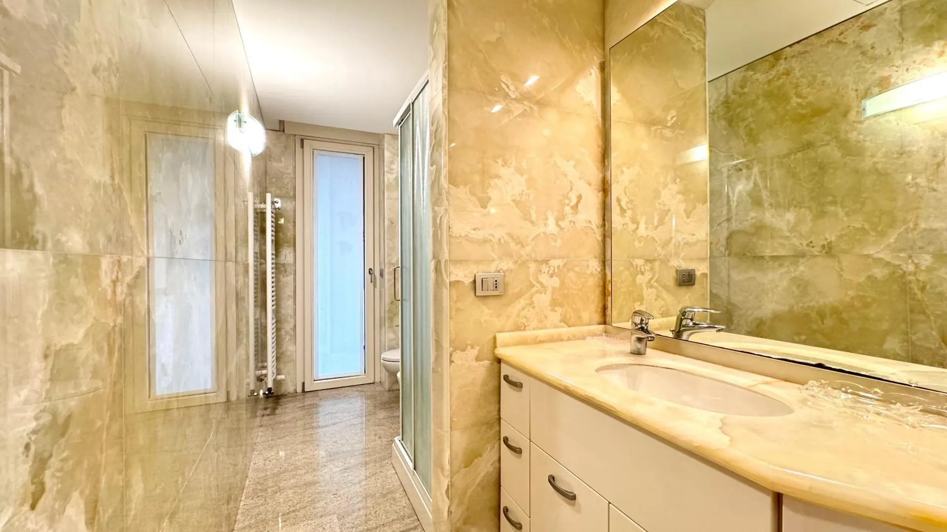Frontemar Residenze Sul Mare - Carraro Immobiliare Jesolo - Family Apartments